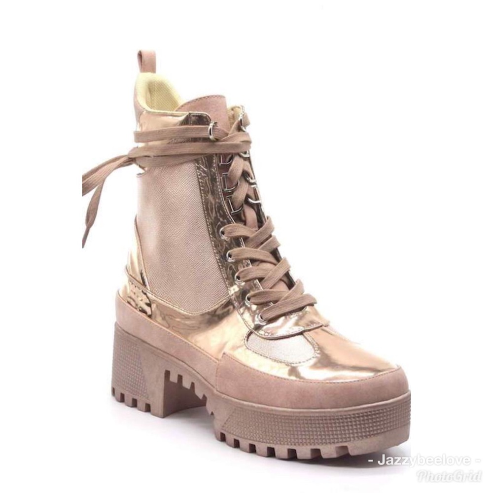 Golden Hour Boot 💛